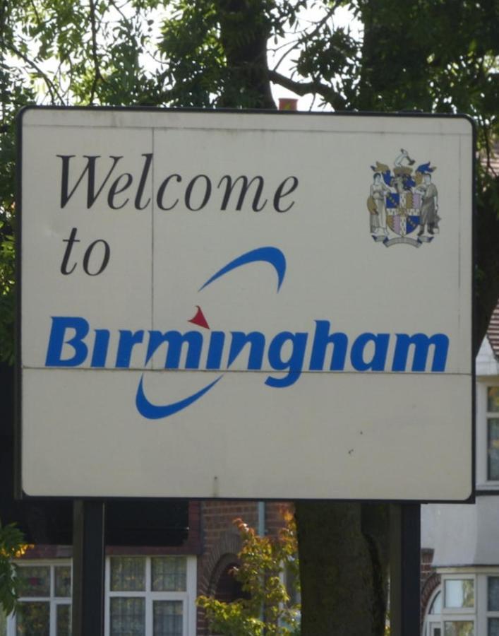 Staynec Moat House Birmingham - For Company, Contractor And Leisure Stays - Nec, Hs2, Jlr, Airport 객실 사진