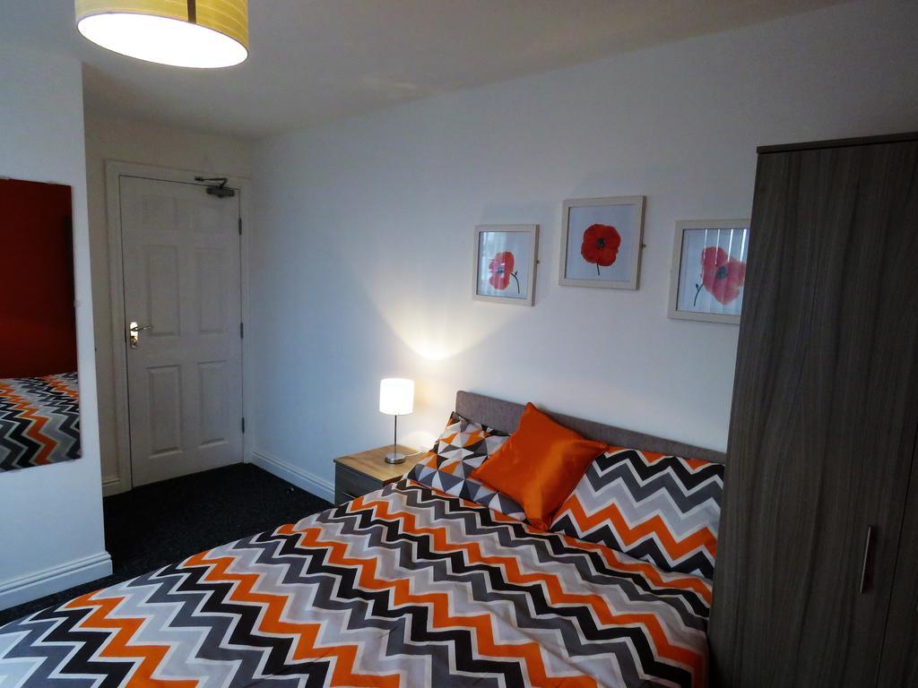 Staynec Moat House Birmingham - For Company, Contractor And Leisure Stays - Nec, Hs2, Jlr, Airport 외부 사진